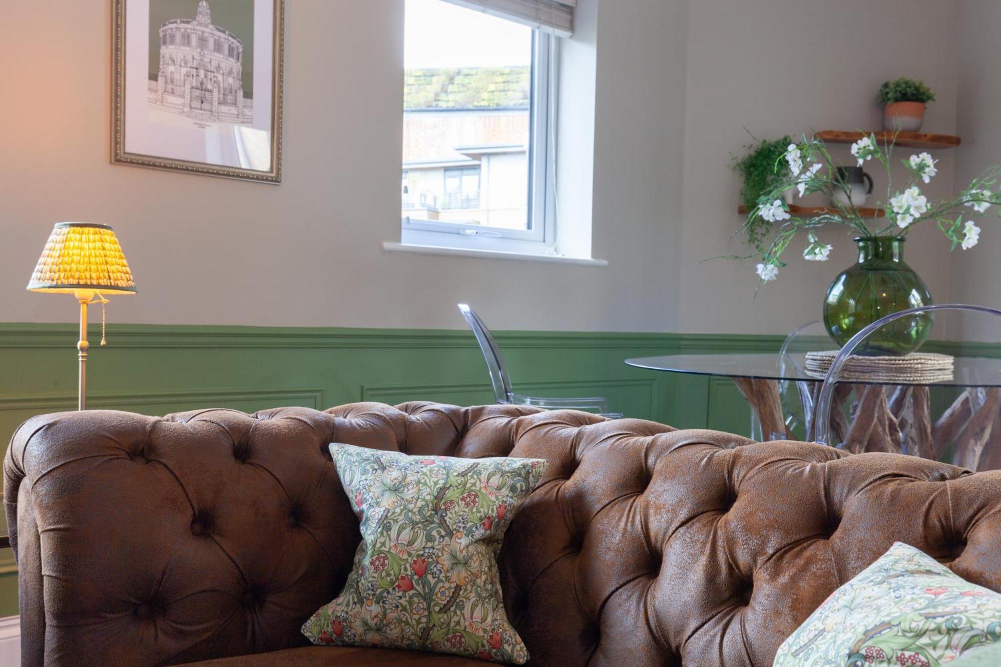 A Gem Nestled In The Heart Of Oxford With Parking! Lejlighed Eksteriør billede